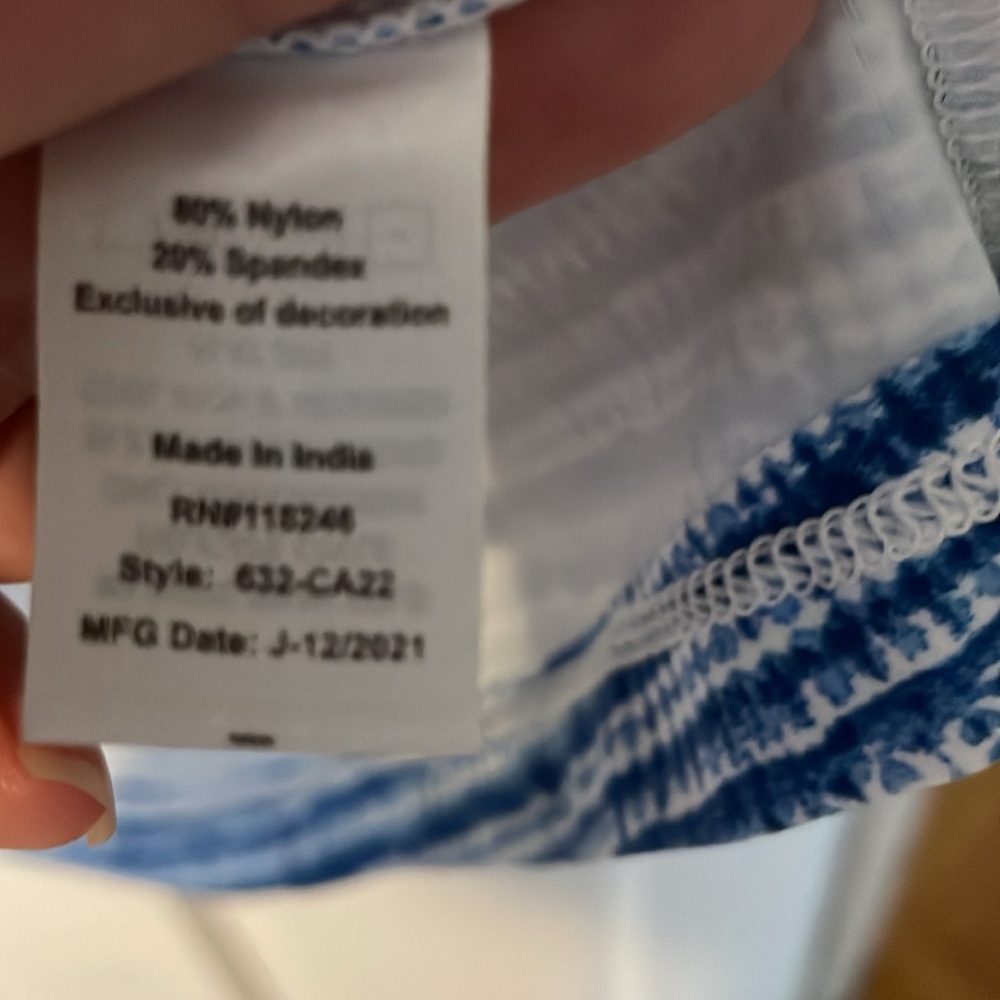 NWT Cabana Life Cover Up, medium - Picture 4 of 4